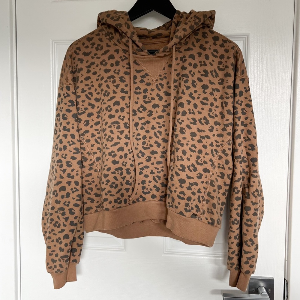 Abercrombie & Fitch Leopard Print Crop Hoodie